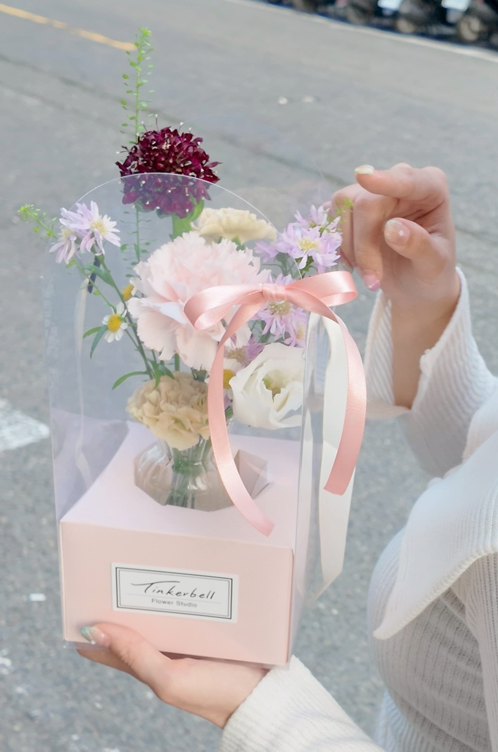 輕輕說愛 鮮花提盒｜內附花瓶